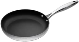 Scanpan CTX-stekepanna, med non-stick-beläggning förstärkt med keramik och titan, 24 cm.