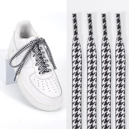 Raidalliset kengännauhat 140cm, 2 paria Musta valkoinen