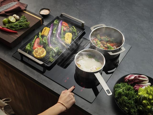 Fleksibel matlaging med Bridge-funksjonen