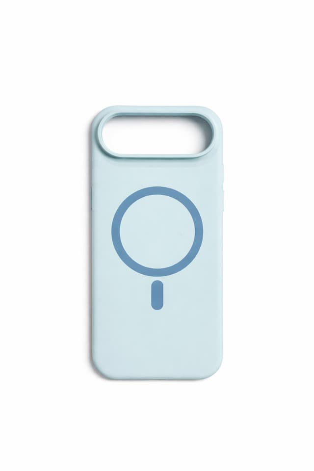 Snapcase Liquid Silicone iPhone 17 Air (Ljusblått)