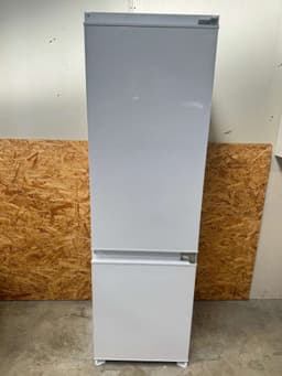 Gram integrerbar køle/fryseskab KFI301754N - D18748 - brugt