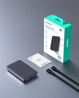 AUKEY PB-MS05 6700mAh Powerbank 20W QI2.0 Gunmetal