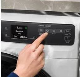 SmartSelect tilpasser nemt tøjvasken til dine behov og sparer op til 80% energi, 50% tid og 20% vand*