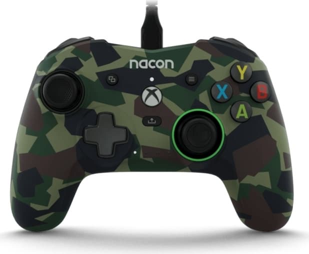 NACON Pro Compact Controller med ledning Camo Green /Xbox Series X