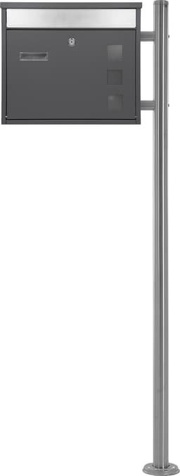 Design postkasse med post, stående postkasse med navneskilt
