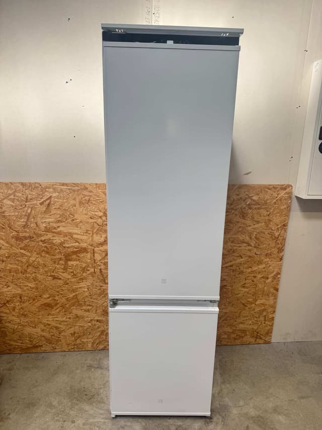 AEG integreret køle/fryseskab NSC6M19FDS - D19149 - brugt
