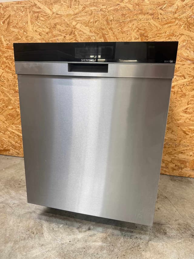 Siemens iQ700 opvaskemaskine SN47YS01CS - D19140 - brugt