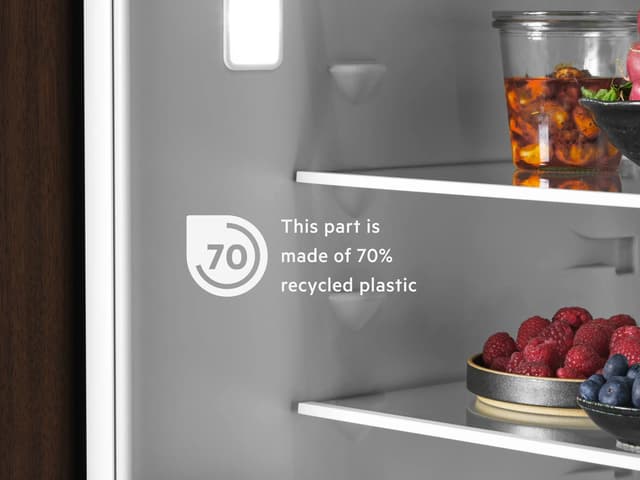 Ny æra for innovation. Unikt køle-/fryseskab med genanvendt plast*
