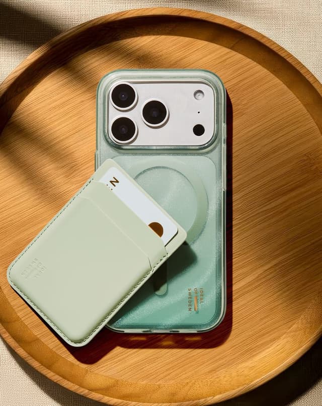 Magnetic Card Holder MagSafe Sage Green