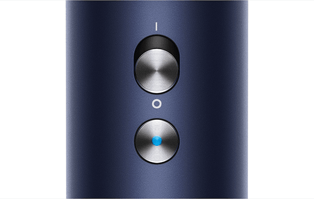 Sininen Dyson Supersonic Hairdryer lähikuva