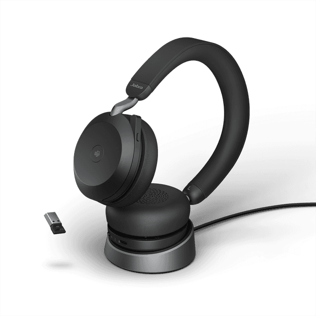 Jabra - Jabra - Mustat Evolve2 65 -kuulokkeet lataustelakassa