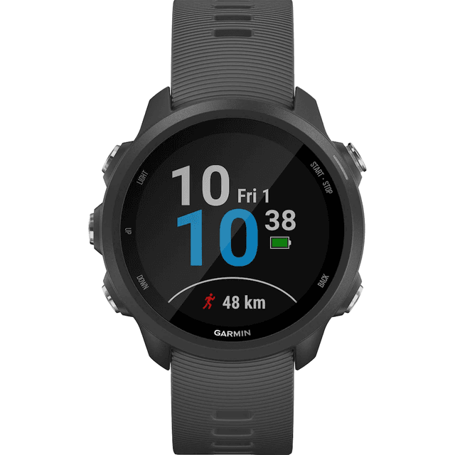 En Garmin 245 som viser tid, batteri og avstand