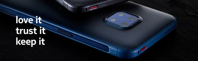 baksiden av to Nokia XR20