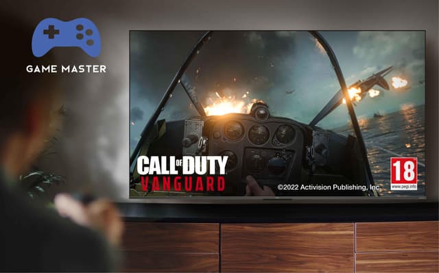 Call of Duty på en skärm med en person som spelar