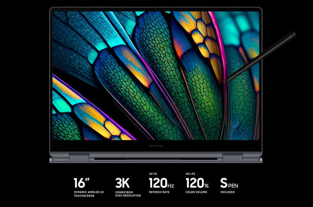 Galaxy Book4 Pro 360 brettet bakover med en fargerikt bilde på skjermen