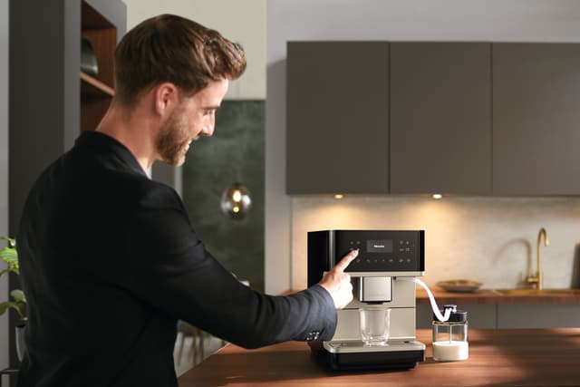 Nem rengøring af Miele kaffemaskine