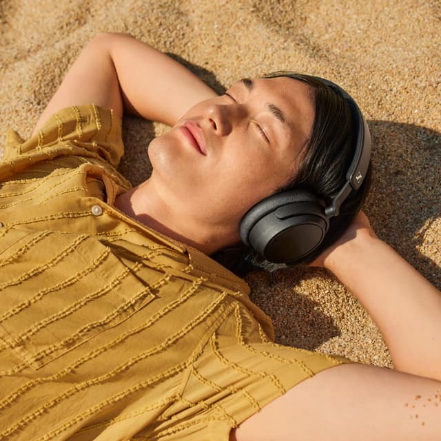 Sennheiser ACCENTUM Plus - Set your stage with Adaptive ANC