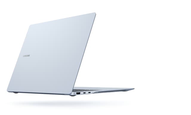 Samsung Galaxy Book4 Edge uudessa värissä