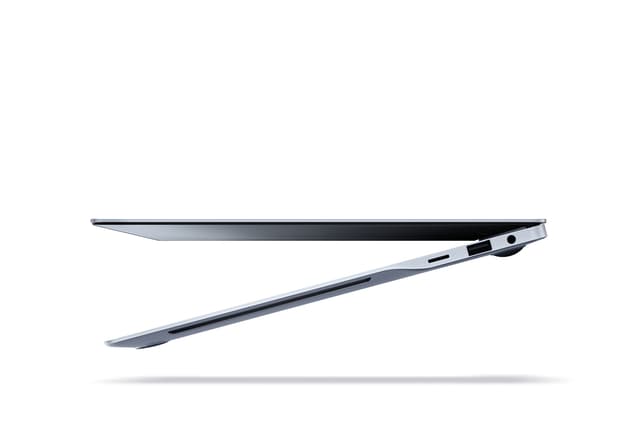 Samsung Galaxy Book4 Edge som er syltynn og lett
