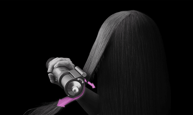Dyson Airwrap glatter ut og perfeksjonerer frisyren din.