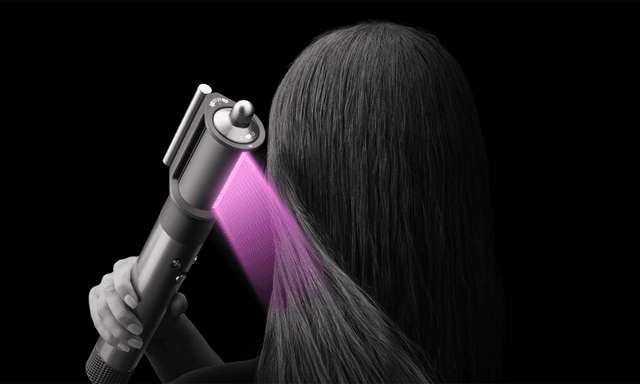Dyson Airwrap tørker håret raskt
