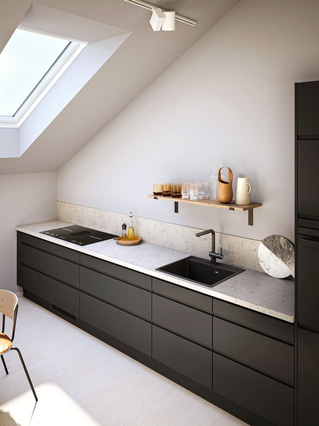 Epoq - Kitchen without upper cabinets - Epoq Matt Black kitchen with open shelves, a black faucet and sink