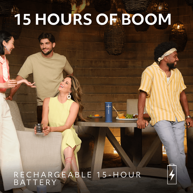 Ultimate Ears Boom 4 og teksten 15 timer med boom