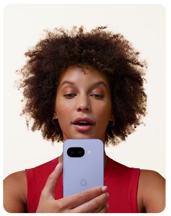 Google Pixel 9a og Gemini Live anvendes af kvinde