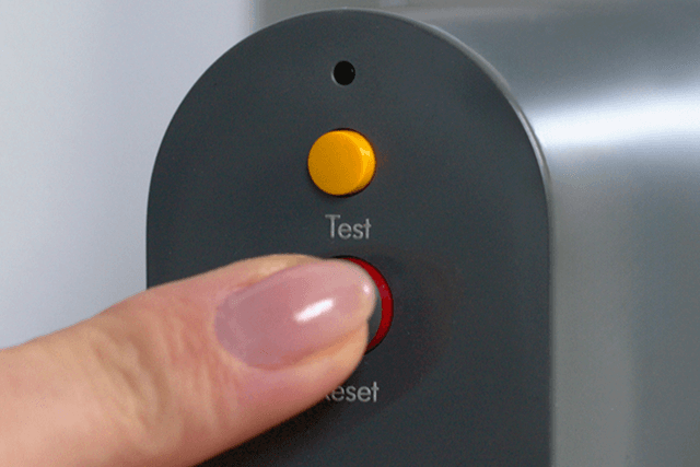 Dyson Airstrait™ -suoristurauta - testinäppäin