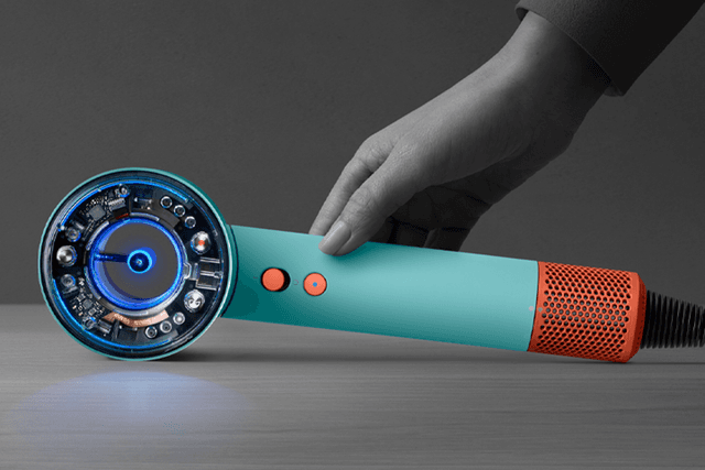 Dyson Nural™ -hiustenkuivaaja ja sen kiihtyvyysmittari