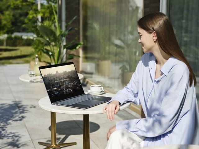 Samsung Galaxy Book 4 Edge
