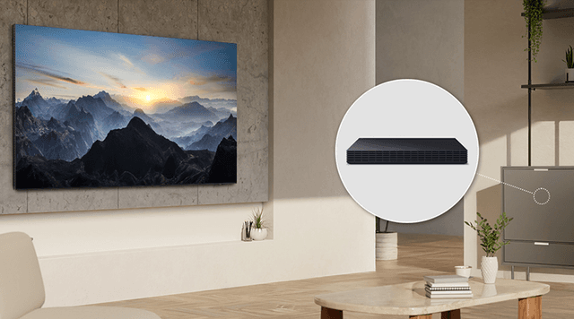 Samsung-TV yhdistettynä Wireless One Connect -liitäntäyksikköön olohuoneessa