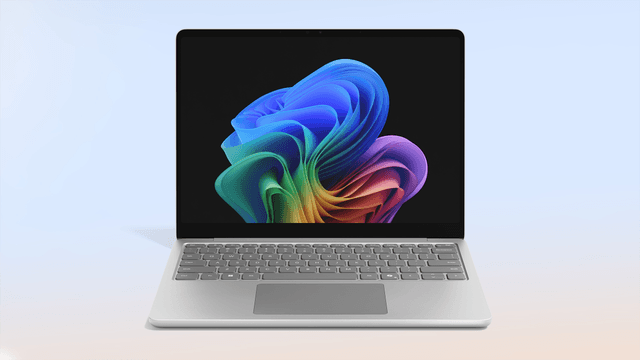 Uusi Surface Laptop 13" – Kaikkein kannettavin Copilot+ PC Surface Laptop