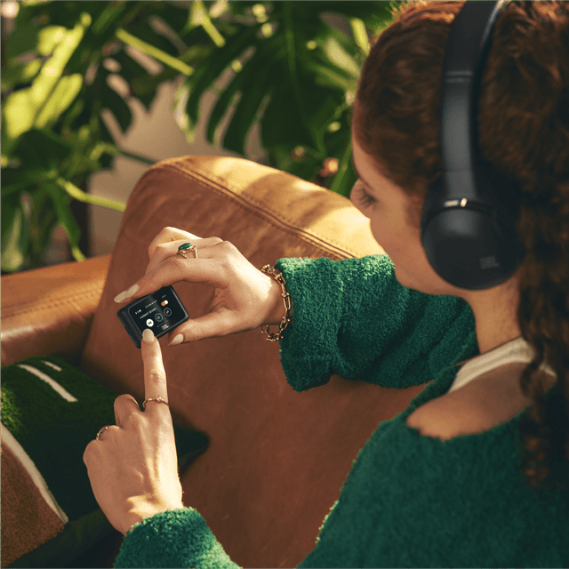 JBL TOUR ONE M3TX - Du har kontrollen - ingen apper kreves