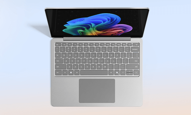 Microsoft Surface Laptop ja sen suurikokoinen touchpad-kosketuslevy