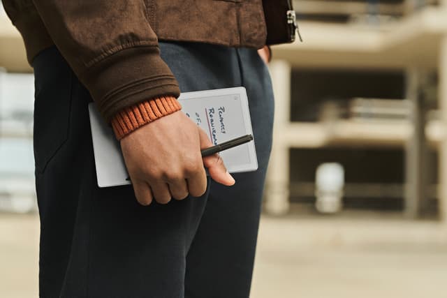 reMarkable Paper Pro Move – Travel light, think bigger