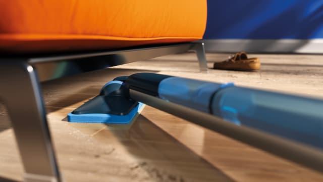 Philips OneUp - Cordless, manoeuvrable mopping experience