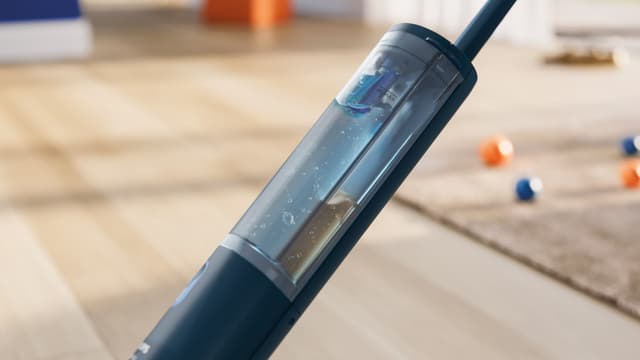 Philips OneUp pitää puhtaan ja likaisen veden erillään kahdessa säiliössä