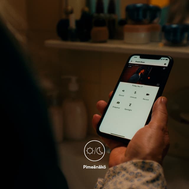 Yale Smart Outdoor -ulkokamerassa on selkeä yönäkymä