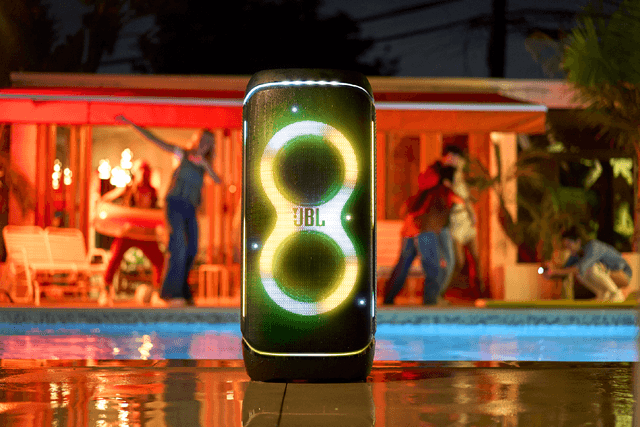 JBL Partybox 720 – Futuristinen valoshow