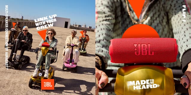 Joukko ikäihmisiä ajaa skoottereilla ja kuuntelee musiikkia kannettavista JBL-kaiuttimista