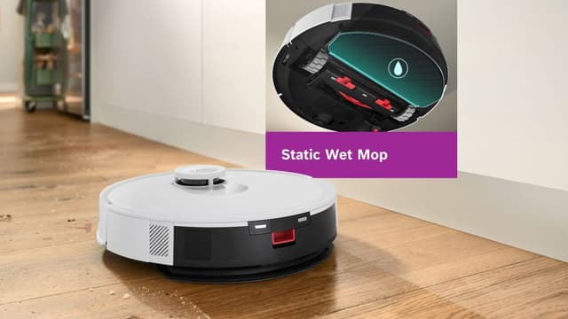 Bosch robotdammsugare som dammsuger ett dammigt golv med en infälld bild som visar undersidan och den statiska våtmoppen.