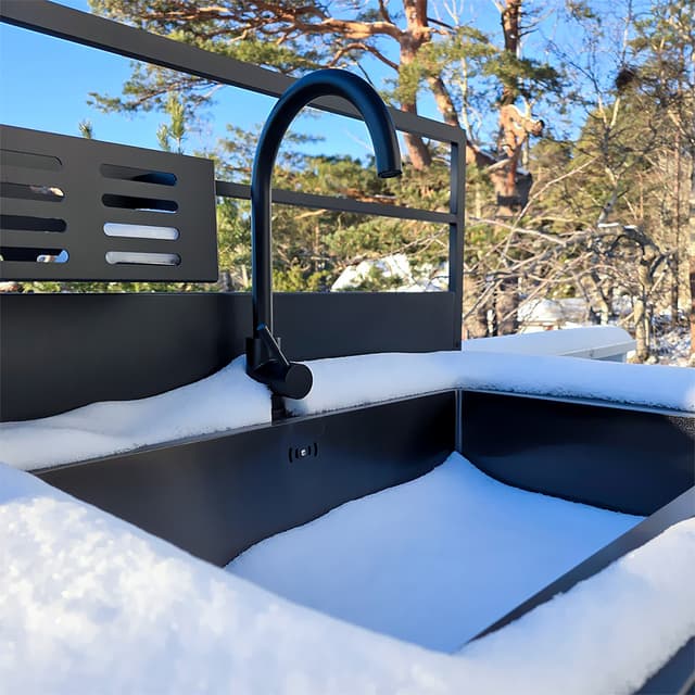 Vari - Outdoor kitchen - winter