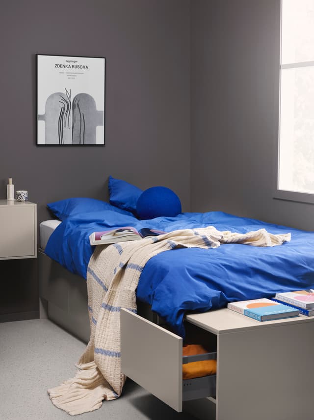 Epoq for the entire room - Trend Greige and bed