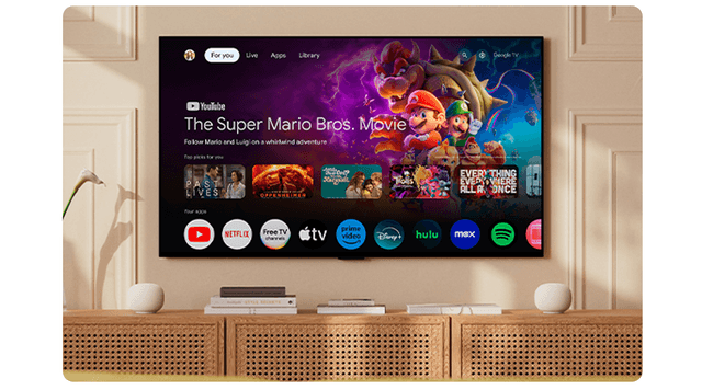 Google TV Streamer kopplad till två Google Home högtalare