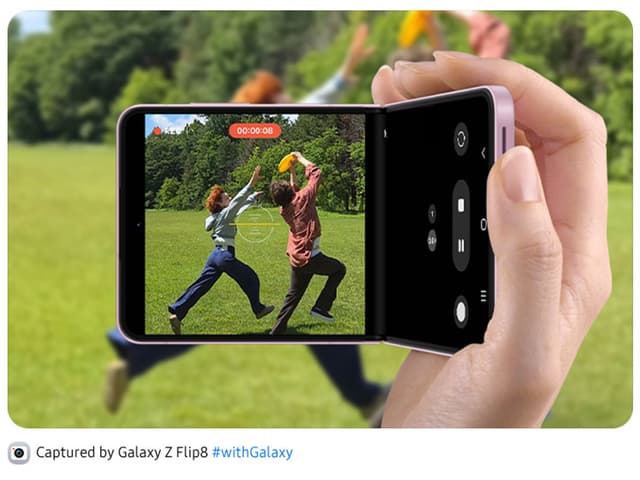 Samsung Galaxy Flip8 Super Steady videoopptak selv i bevegelse