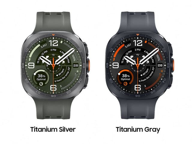 Samsung Galaxy Watch Ultra2 i to forskellige farver