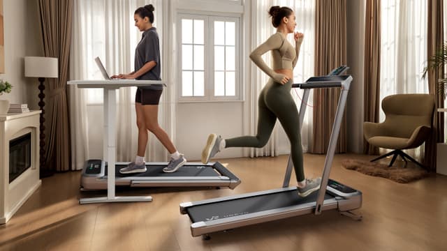 Woman demonstrating the walking and running modes of the UREVO FoldiMix 5L Pro