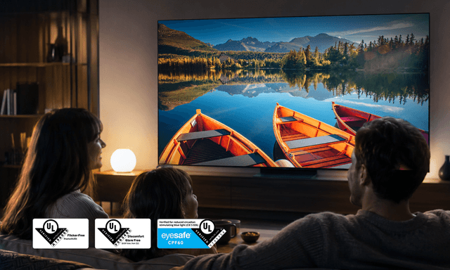 7-familie-ser-pa-tv-eyesafe-flicker-free
