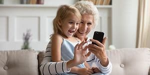 A guide to user-friendly phones for seniors - teaser image